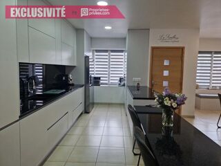  Maison � vendre 6 pi�ces 140 m�
