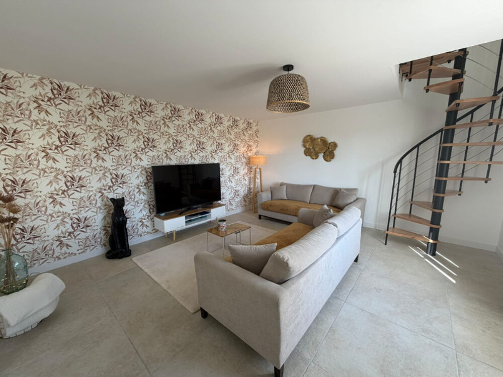 Vente Maison Maison - Longére à vendre 6 pièces VILLEBERNIER (49400) - restauration compléte 156m² et 8960m² Saumur
