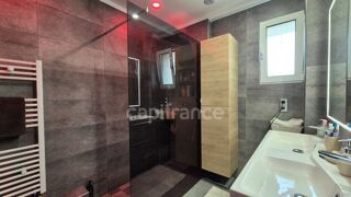  Maison  vendre 6 pices 185 m