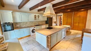  Propriété/château à vendre 6 pièces 317 m²