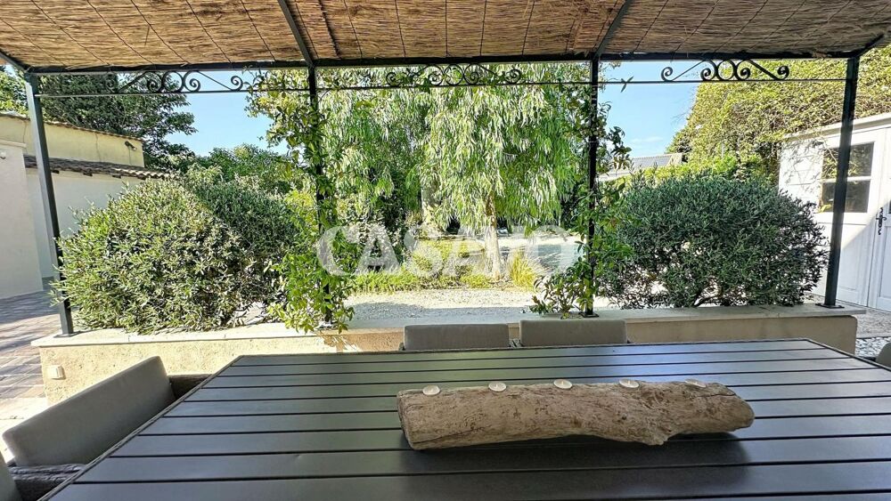 Vente Maison 5 pièces de 162m² - 13200 Arles