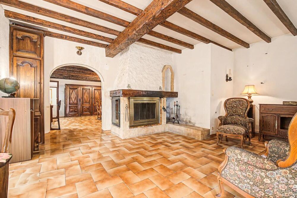 Vente Maison Maison de 10 pièces de 171 m² à Arles Arles