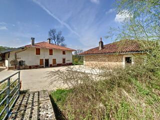  Moulin  vendre 7 pices 360 m Saint etienne du bois