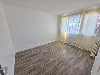  Appartement à vendre 15 + pièces 65 m²