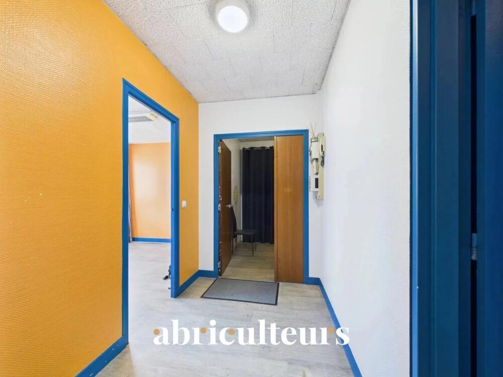   Bureaux lumineux avec vue sur jardin en vente en Centre-ville de Chartres (28000) Chartres