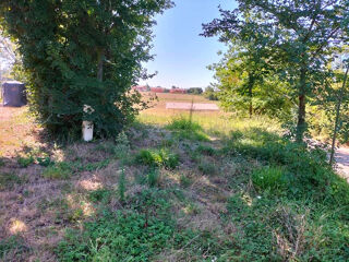  Terrain à vendre 977 m²