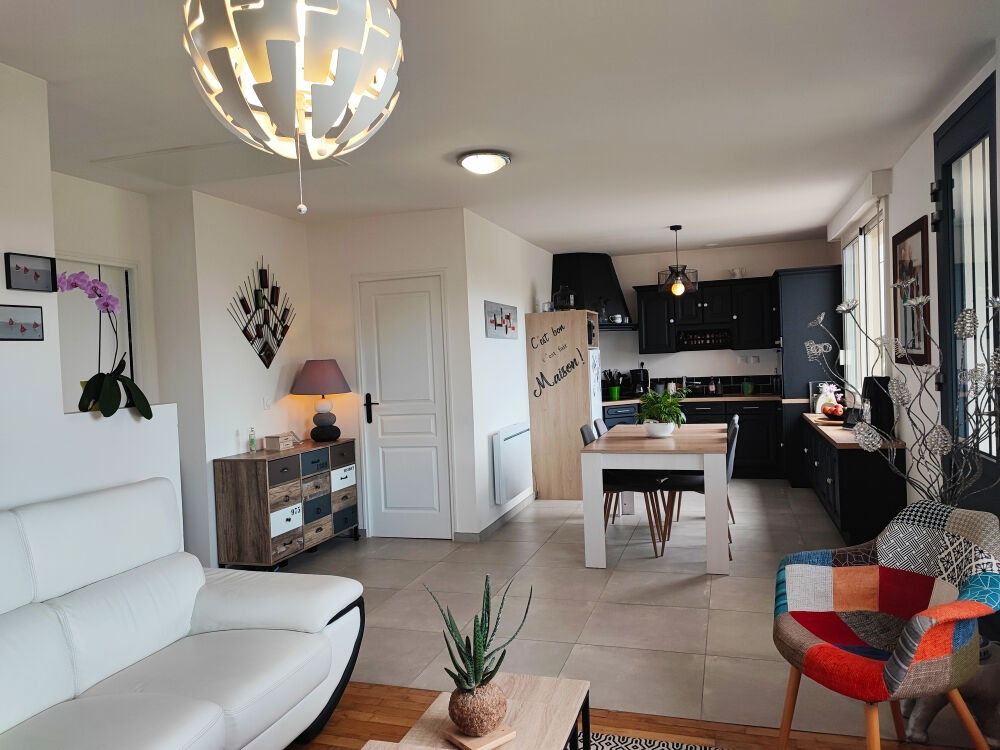 Merdrignac : Maison 102 m2, Terrain avec dépendances