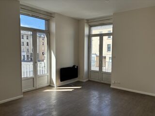  Appartement à louer 3 pièces 54 m²