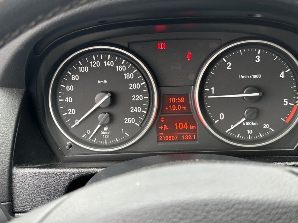 X1 (E84) XDRIVE18D 143 PREMIERE 2010 occasion 78240 Chambourcy