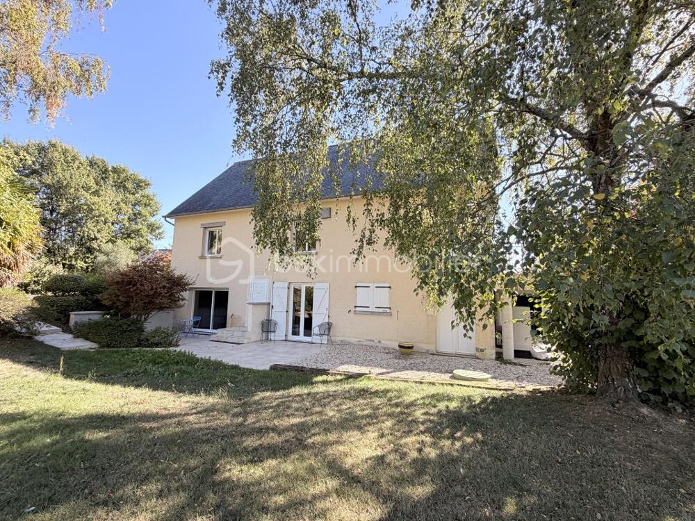 Vente Propriété/Château Propriété de 233m2 5 chambres + Barns avec 3 box Port brillet