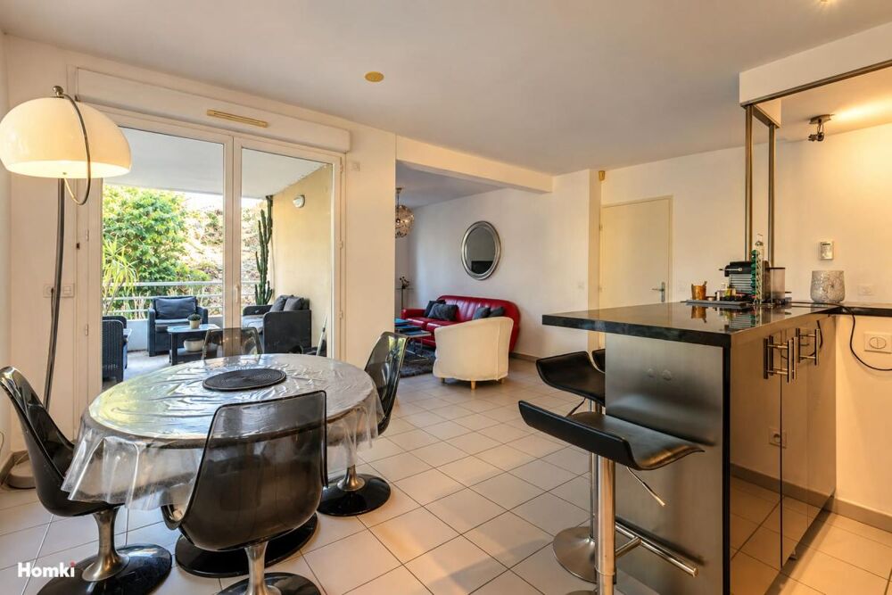 Vente Appartement Appartement T3 de 74 m² à Marseille 13011, Allée des Vaudrans Marseille 11