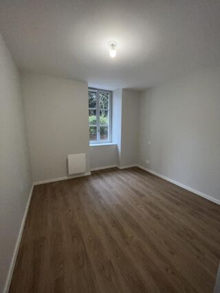  Appartement à louer 3 pièces 68 m²