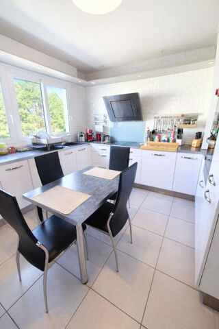  Appartement � vendre 3 pi�ces 77 m�