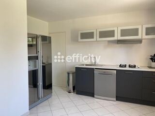  Maison  vendre 8 pices 145 m