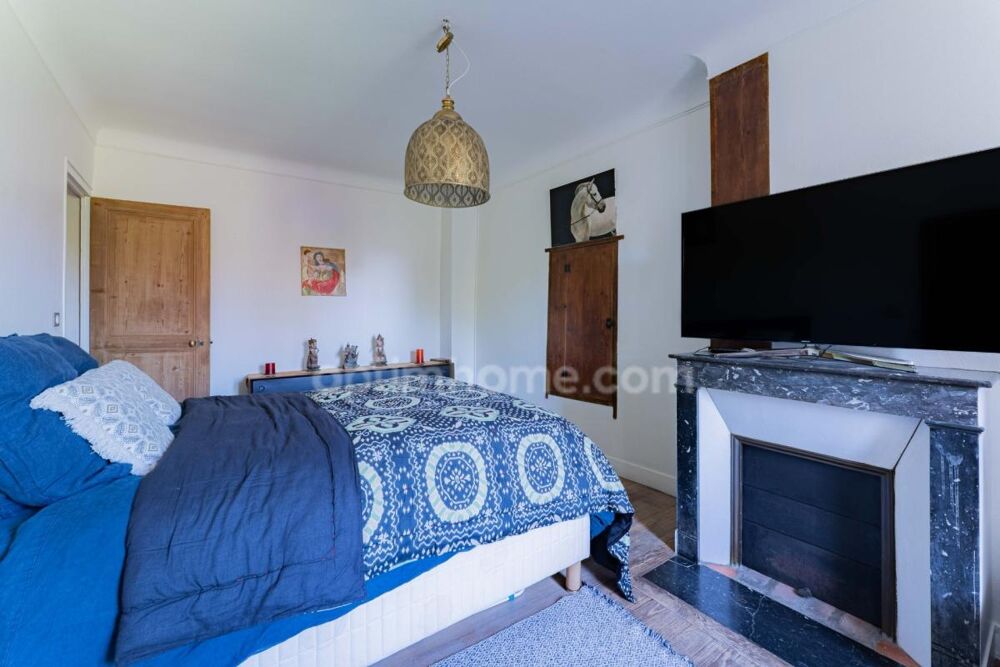 AUVERS-SUR-OISE, VAL DOISE (95) : Maison de charme - 104 m² habitables (129 m² au sol)  5 pièces principales - fraîche cave tr