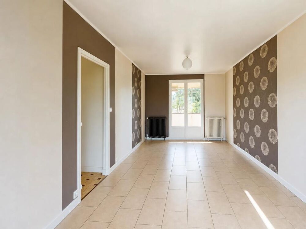 Maison de 6 pièces de 72 m² située à Semoy