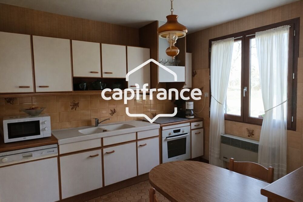 Charmant pavillon avec sous-sol, terrasse et jardin arboré  Proche La Charité-sur-Loire