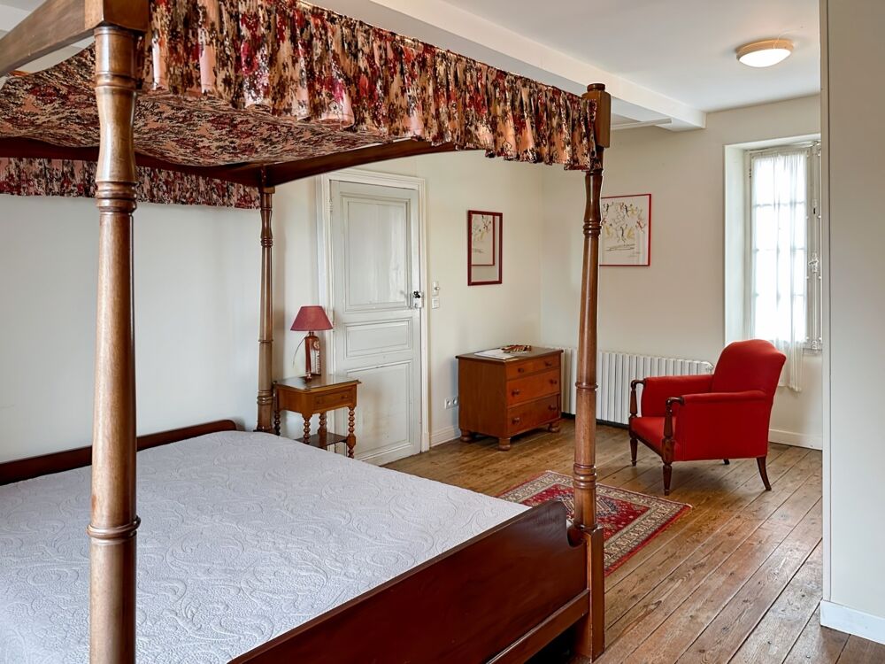Vente Maison Maison à vendre 6 pièces BASSOUES (32) de 134 m2 avec jardin - 2 chambres d'hôtes - 777 m2 Bassoues