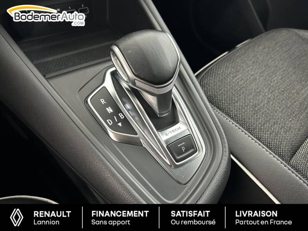 Captur E-Tech Plug-in 160 - 21 Intens 2021 occasion 22200 Guingamp