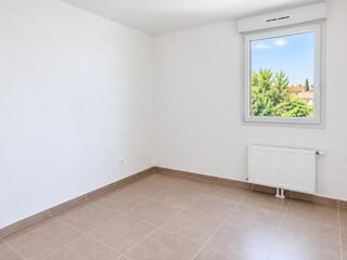  Appartement à louer 3 pièces 64 m²