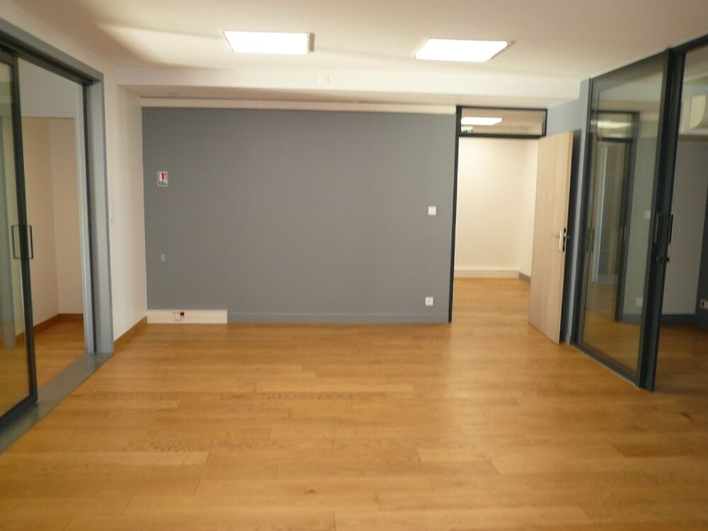   ? COGNAC A Vendre Local/bureau - (Appartement) ? Cognac