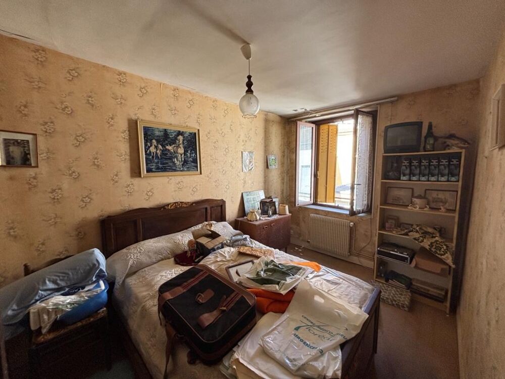 Maison à vendre 4 pièces CENTRE VILLE DE LA FERTE SOUS JOUARRE (77)