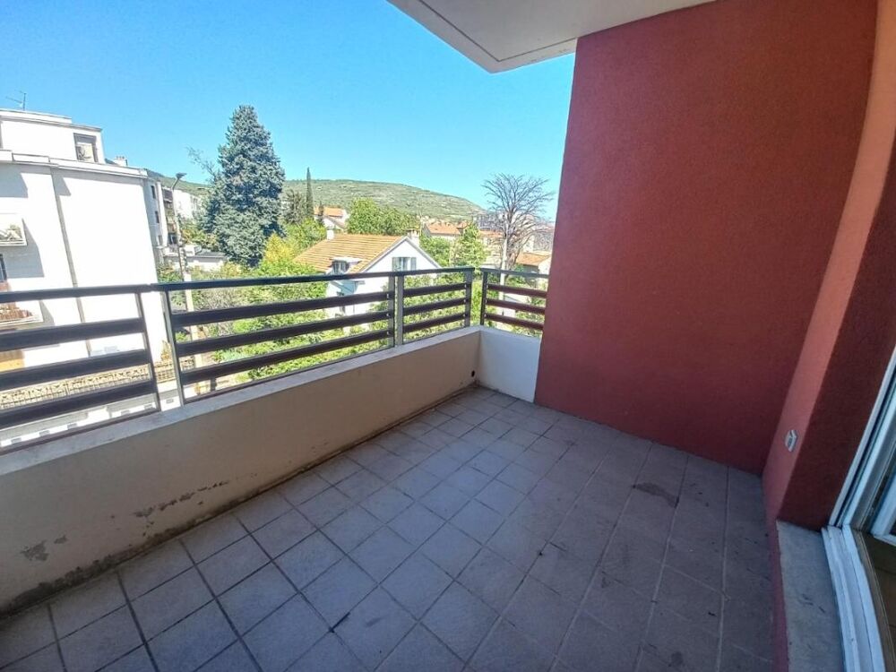 T2 avec balcon et parking à CLERMONT FERRAND
