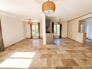  Propriété/château à vendre 7 pièces 340 m²