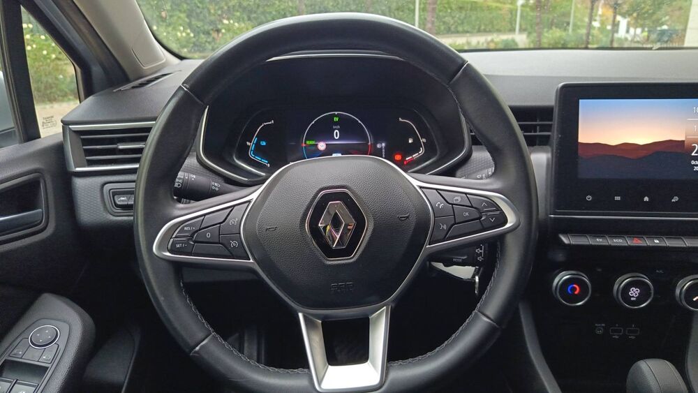Clio V 1.6 E-Tech Hybrid 140 EDC Business - Automatique 2021 occasion 78220 Viroflay