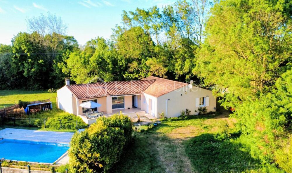 Maison familiale 159 m²  Jardin 2030m2  Climatisation, Piscine, calme absolu
