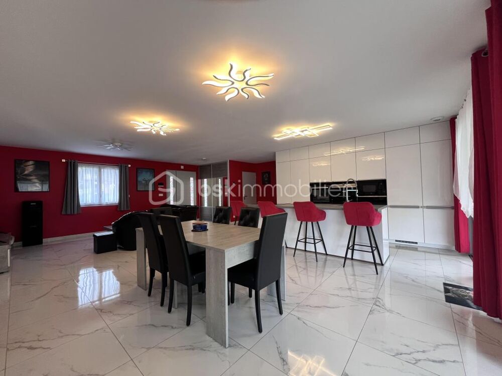 Maison de plain-pied 124 m²  Un cadre de vie exceptionnel dans les Bauges au CHATELARD