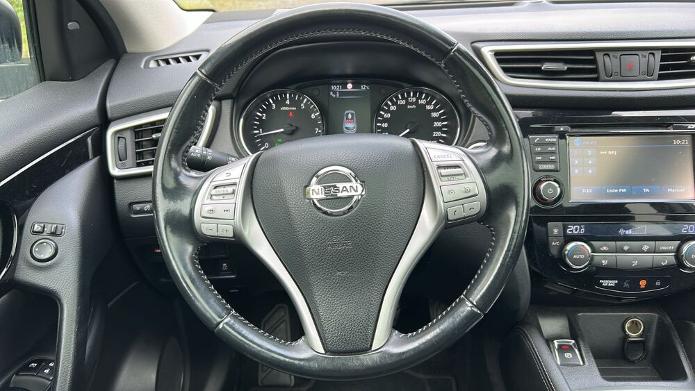 Qashqai 1.2 DIG-T 115 2WD Tekna 2015 occasion 02120 Guise