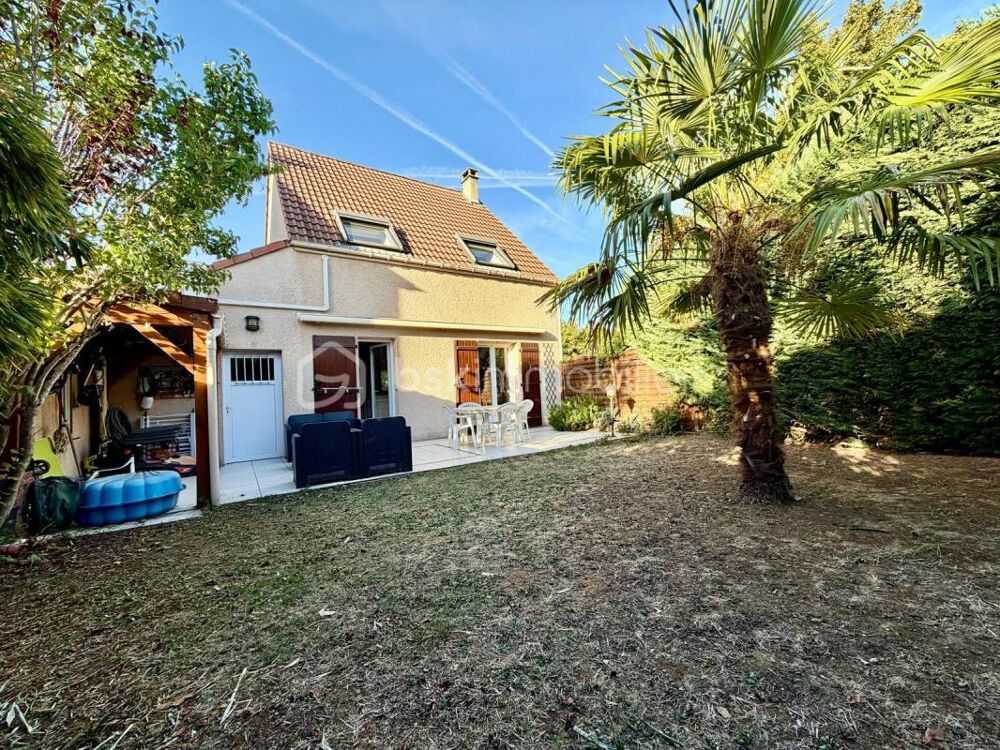 MAISON INDIVIDUELLE 3 CHAMBRES / Savigny bourg limitrophe Cesson