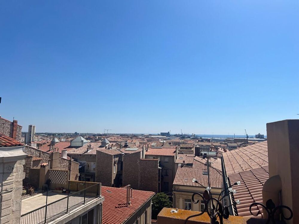 Sete Appartement en dernier étage avec ascenseur 67 m2