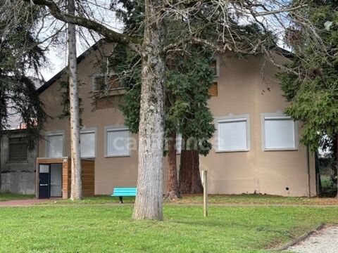 Local/bureau à vendre LOURDES (65) 127000 65100 Lourdes