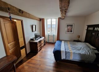  Propri�t�/ch�teau � vendre 7 pi�ces 228 m�