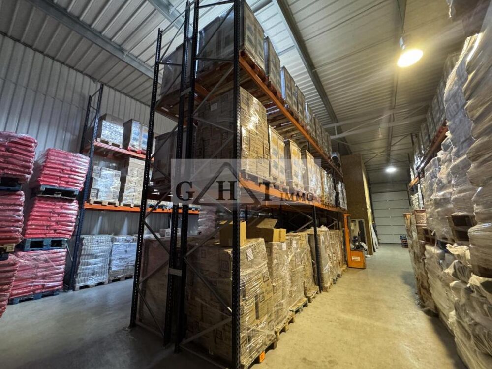   A vendre local d'activité 300m2 