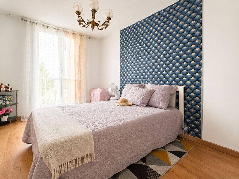 Vente Appartement EXCLUSIVITE  : T4 RÉNOVÉ , 1ER ETAGE,3 CHAMBRES, 2 BALCONS EXTÉRIEURS & GRANDE CAVE-ATELIER Marignane