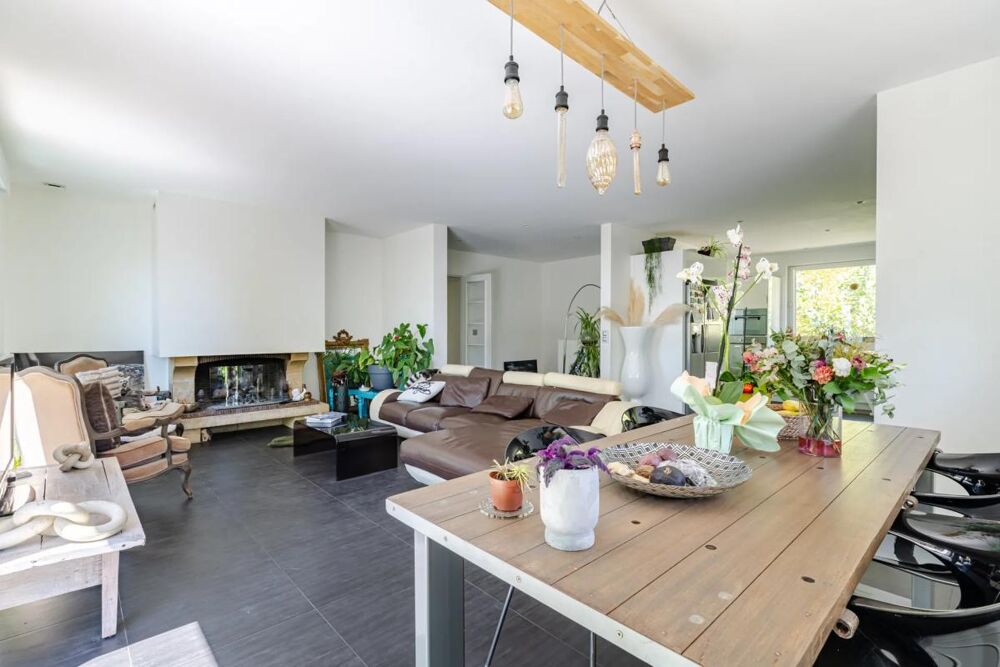 Vente Maison Maison 9 pièces 220 m² avec piscine à Montmorency Montmorency