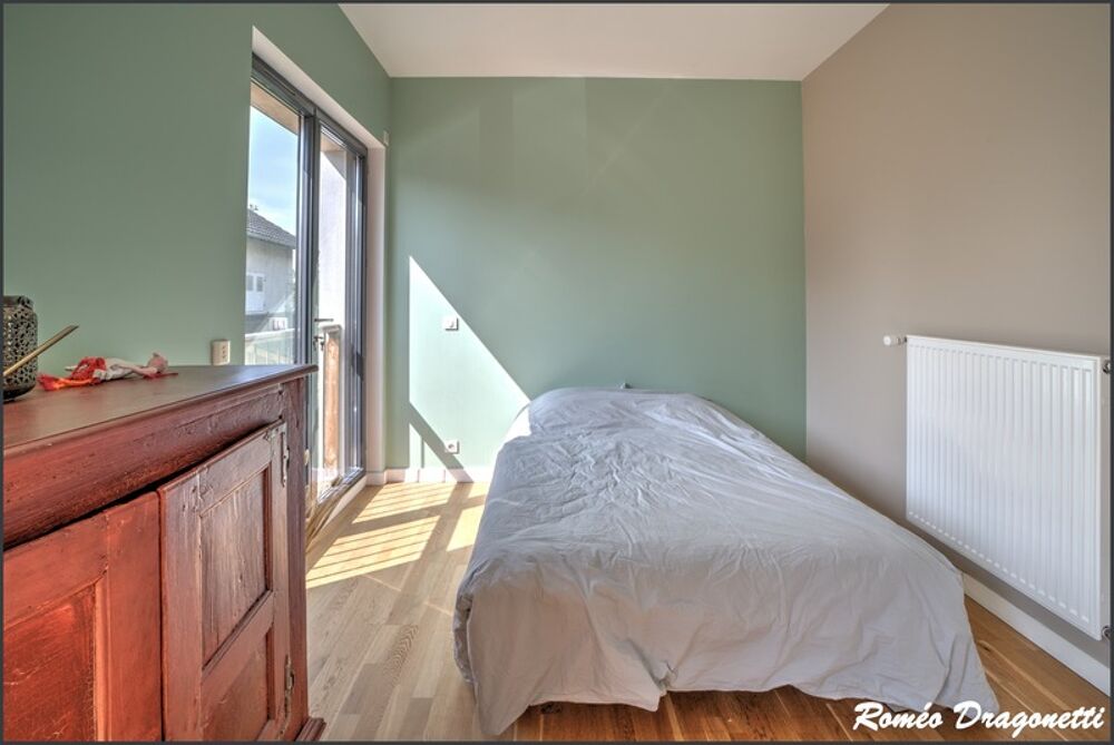à vendre  Duplex/triplex Prévessin-Moëns (01280)
