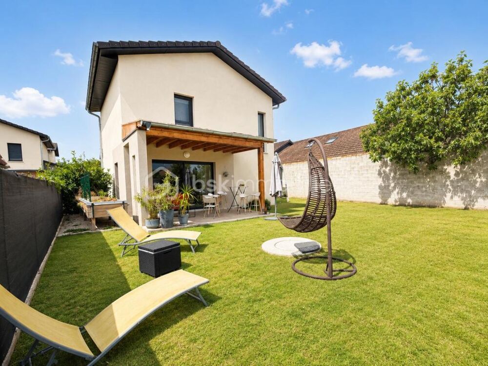 Maison T4 récente de 2022  84 m²  Terrain 290 m²  Garage 39 m²  Saint-Marcellin (38160)