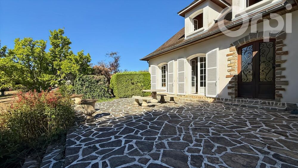 Vente Maison ? MAISON DE CARACTÈRE SEMI-ENTERRÉE – 158 M² – 4 CHAMBRES – 7 100 M² DE TERRAIN – AMBAZAC Ambazac