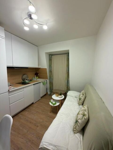   Studio de 10m2 � louer sur Paris 17 Appartement - 1 pi�ce(s) - 10 m�