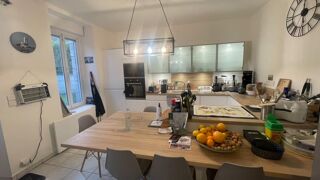  Maison � vendre 15 + pi�ces 320 m�