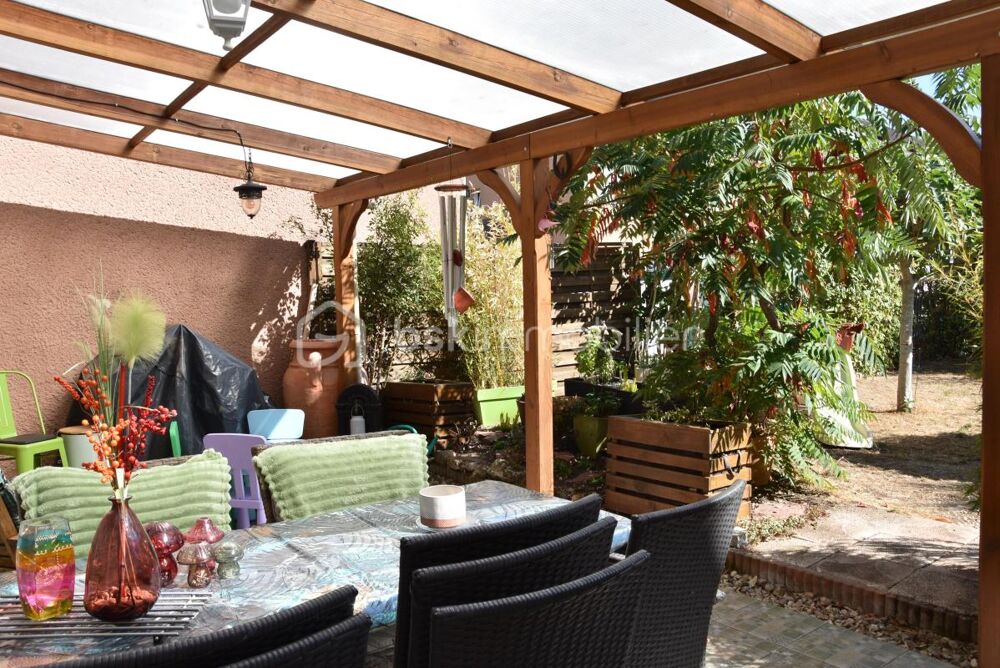 LISSES  Maison 85 m²  3 chambres  garage  jardin