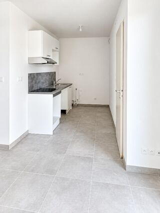  Appartement à louer 1 pièce 29 m²