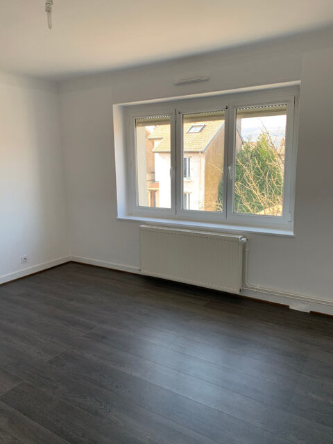  Appartement � louer 4 pi�ces 120 m�