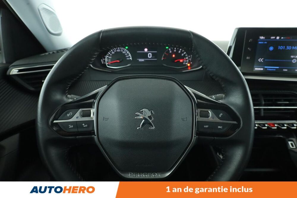 2008 1.2 PureTech Active 131 ch 2021 occasion 92130 Issy-les-Moulineaux