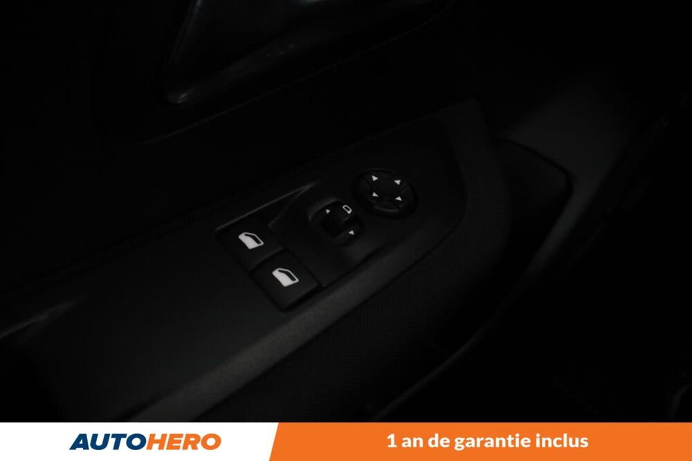 208 1.2 PureTech Active 100 ch 2020 occasion 92130 Issy-les-Moulineaux