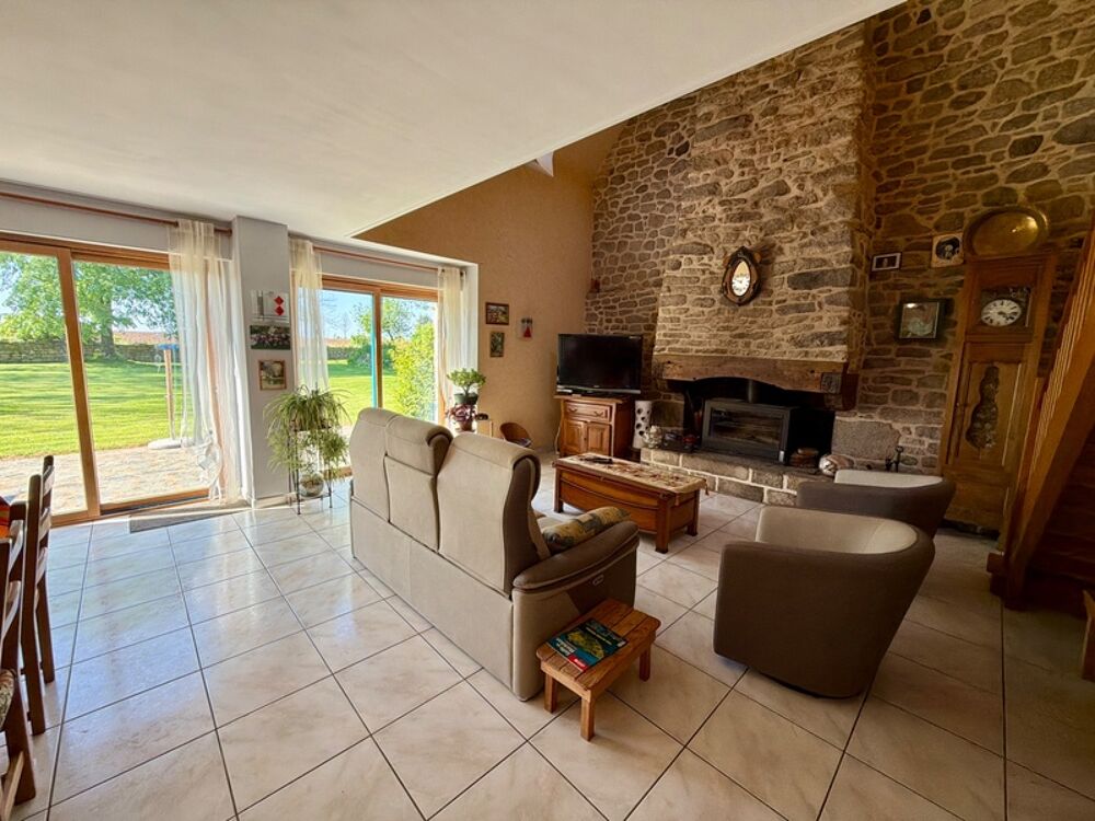 Propriete à vendre 9 pièces (56)